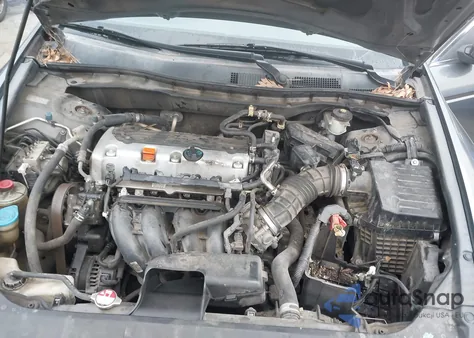 2009 Honda Accord 2.4 Lx-P z USA, uszkodzony, nr VIN 1HGCP264X9A184533